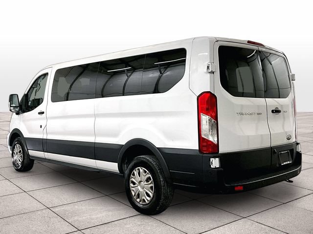 Used 2022 Ford Transit 350 XLT RWD image 10