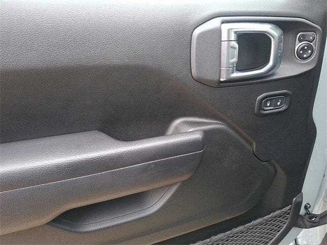 Used 2024 Jeep Wrangler Sport S image 11