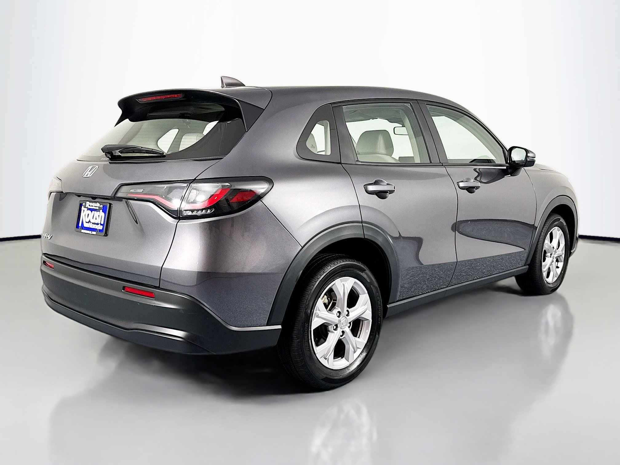 Certified 2023 Honda HR-V LX image 5