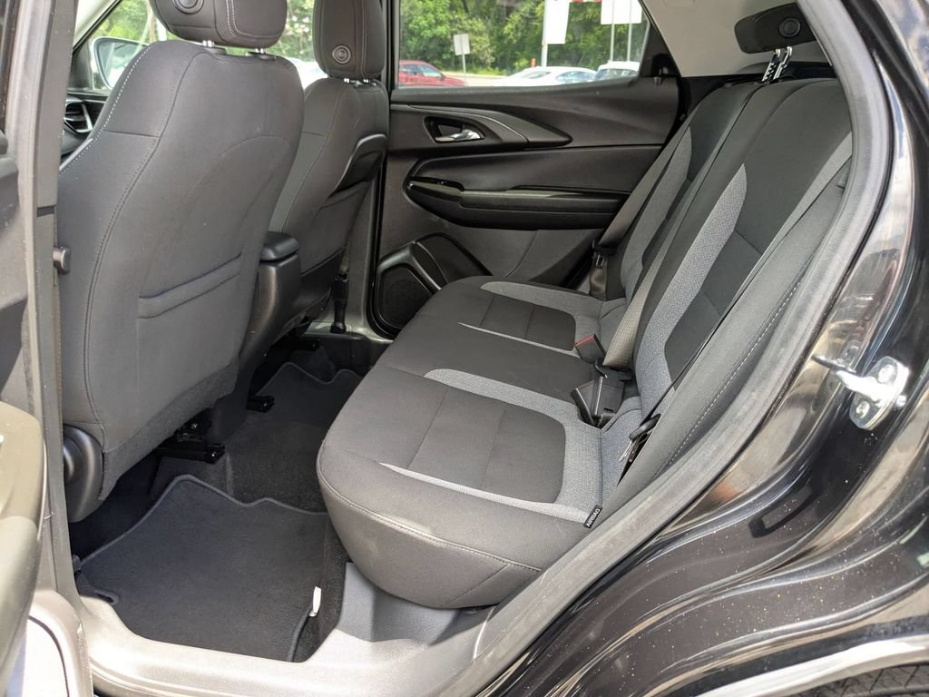 Used 2025 Chevrolet TrailBlazer LT AWD/4WD image 22