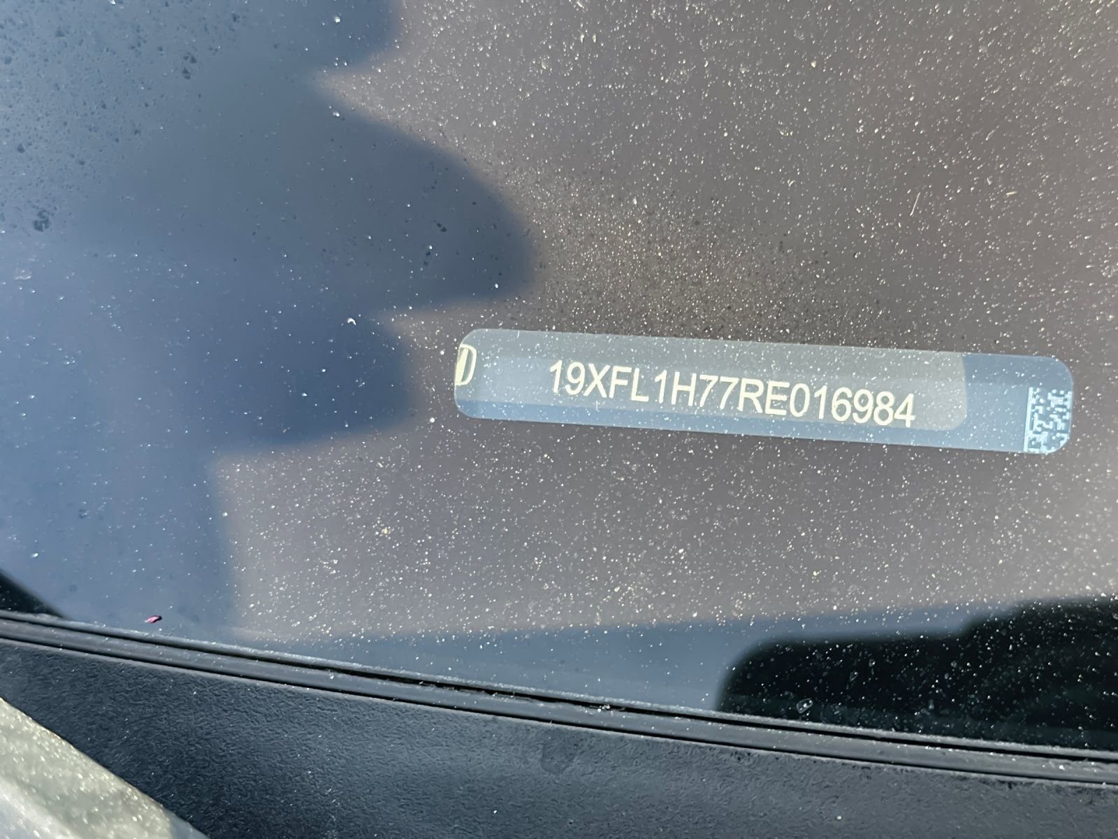 Used 2024 Honda Civic EX-L image 2