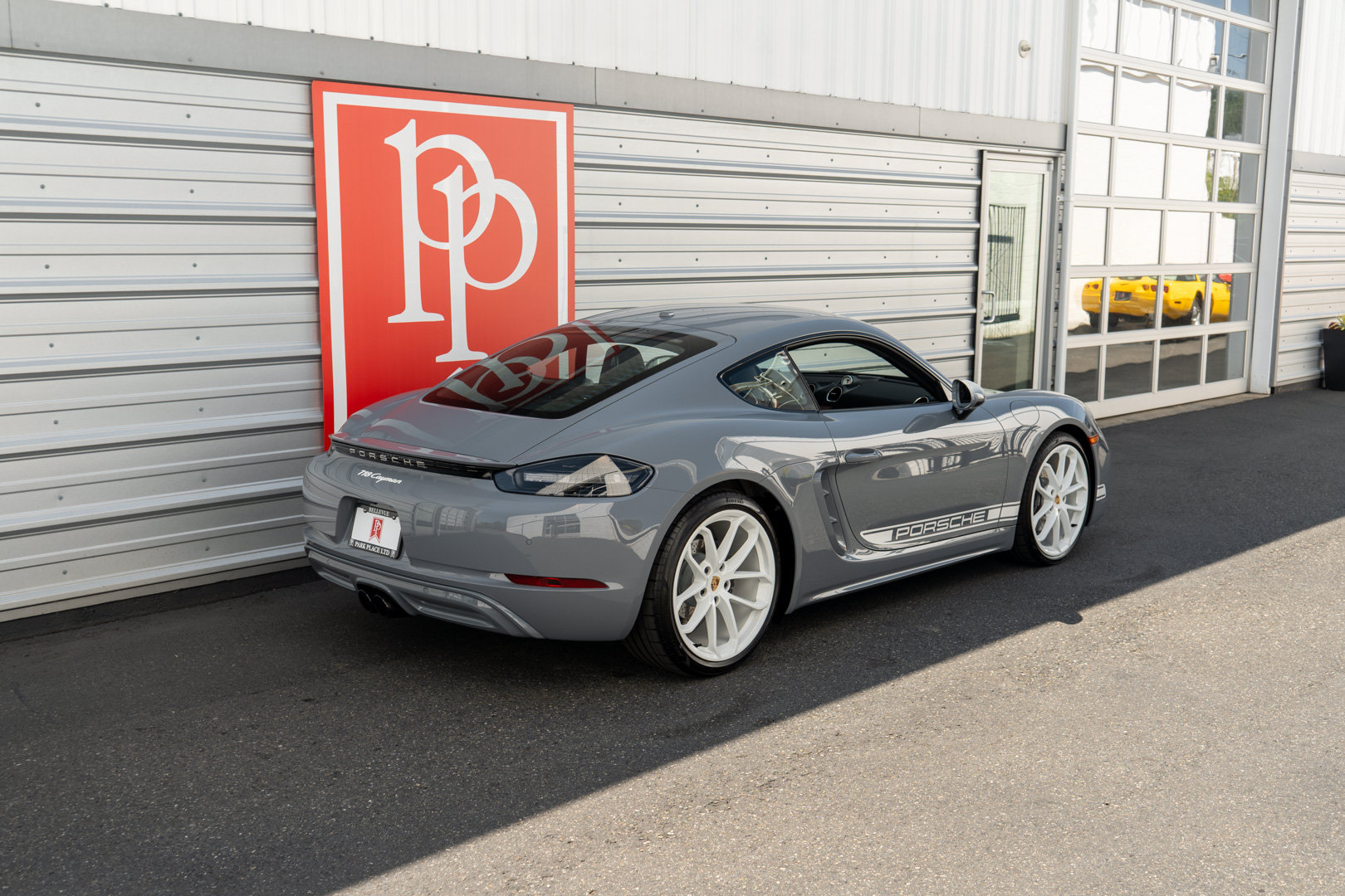 Used 2024 Porsche 718 Cayman RWD image 47