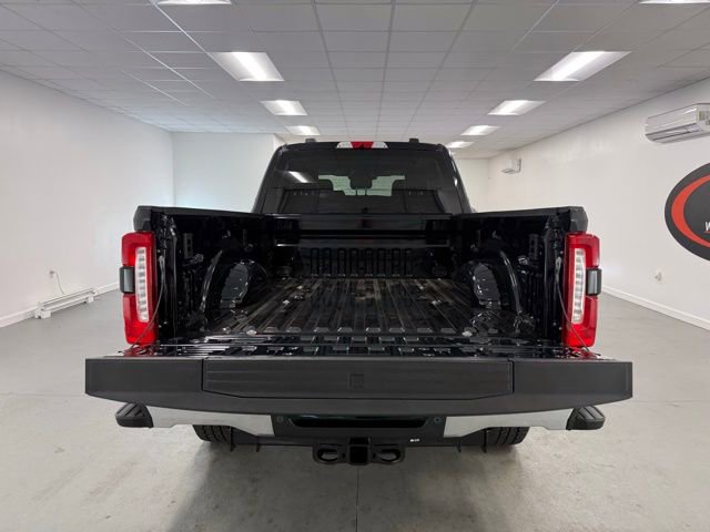 New 2026 Ford F250 4x4 Crew Cab Super Duty image 8
