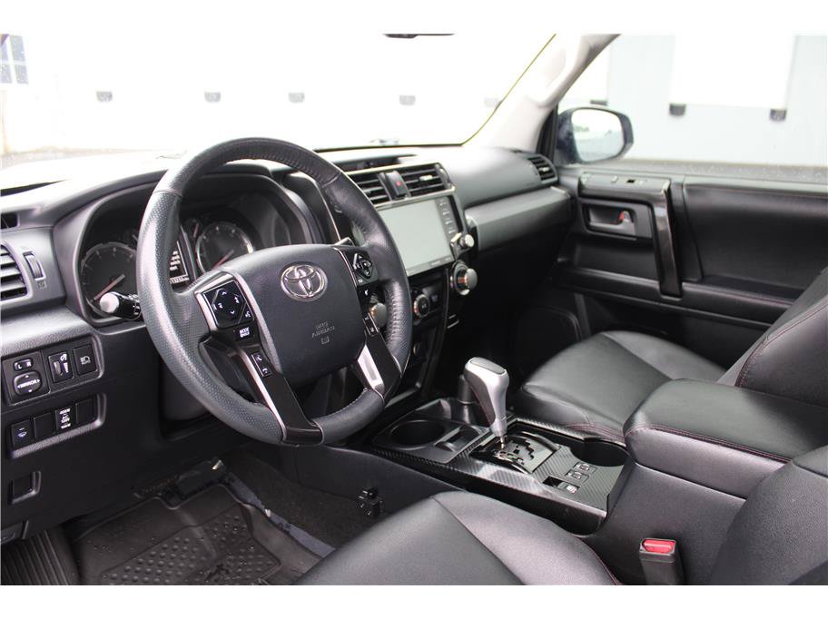Used 2020 Toyota 4Runner TRD Off-Road Premium w/ Moonroof Package AWD/4WD image 9