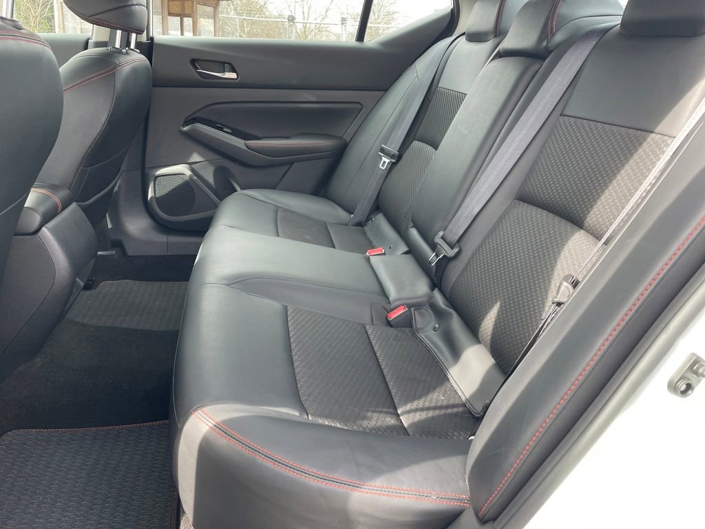 Used 2023 Nissan Altima 2.5 SR image 17