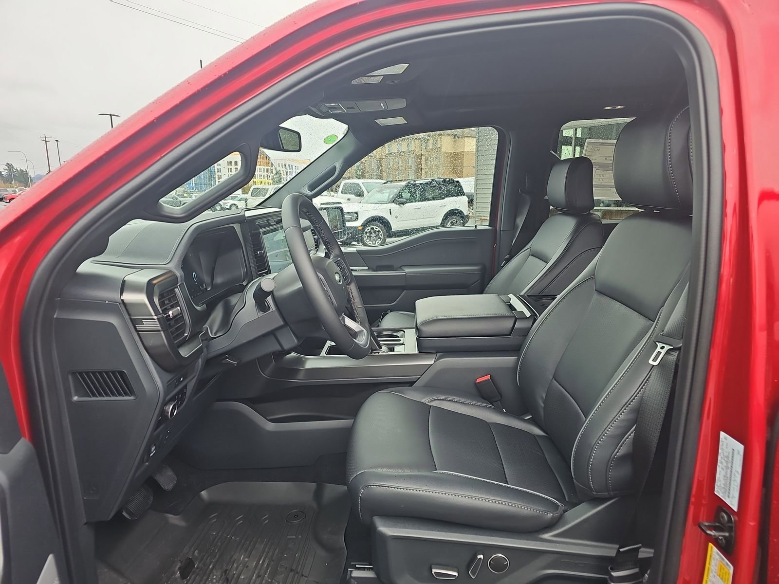 New 2025 Ford F150 Lariat w/ Equipment Group 502A High image 9