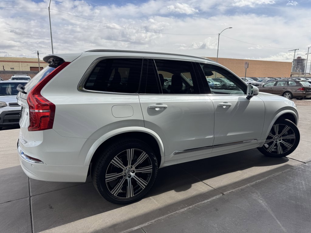 Used 2024 Volvo XC90 T8 Core w/ Protection Package Premier image 4