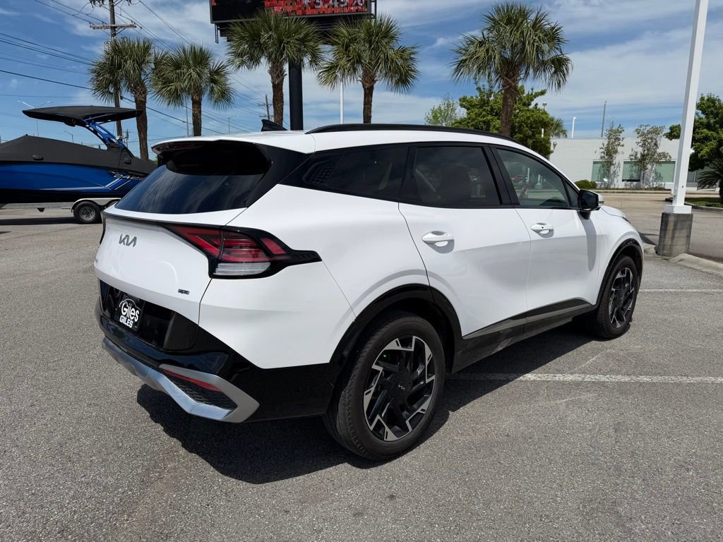 Used 2025 Kia Sportage SX image 5