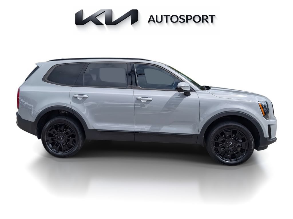 Certified 2022 Kia Telluride SX w/ SX Prestige Package AWD/4WD image 7