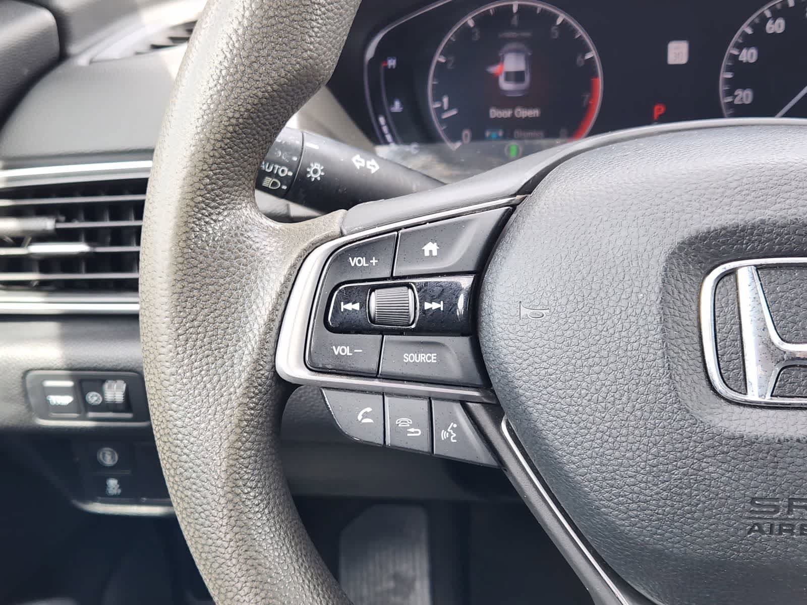 Used 2018 Honda Accord LX image 27