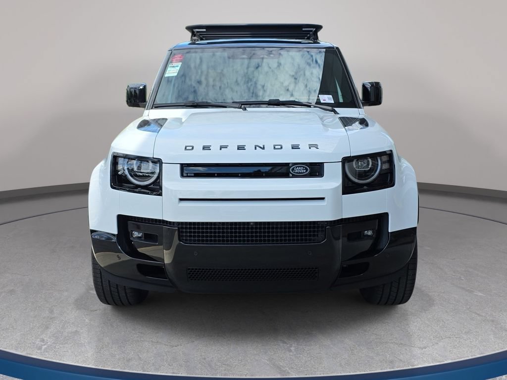 New 2026 Land Rover Defender 130 X-Dynamic SE AWD/4WD image 8