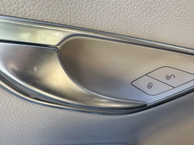 Used 2021 Mercedes-Benz E 350 Sedan w/ Premium Package image 7