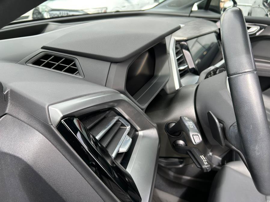 Used 2023 Audi Q4 e-tron Prestige w/ 20" Wheel Package image 17