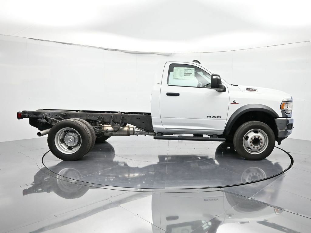 Used 2023 RAM 4500 SLT w/ Quick Order Package 2YG SLT RWD image 4