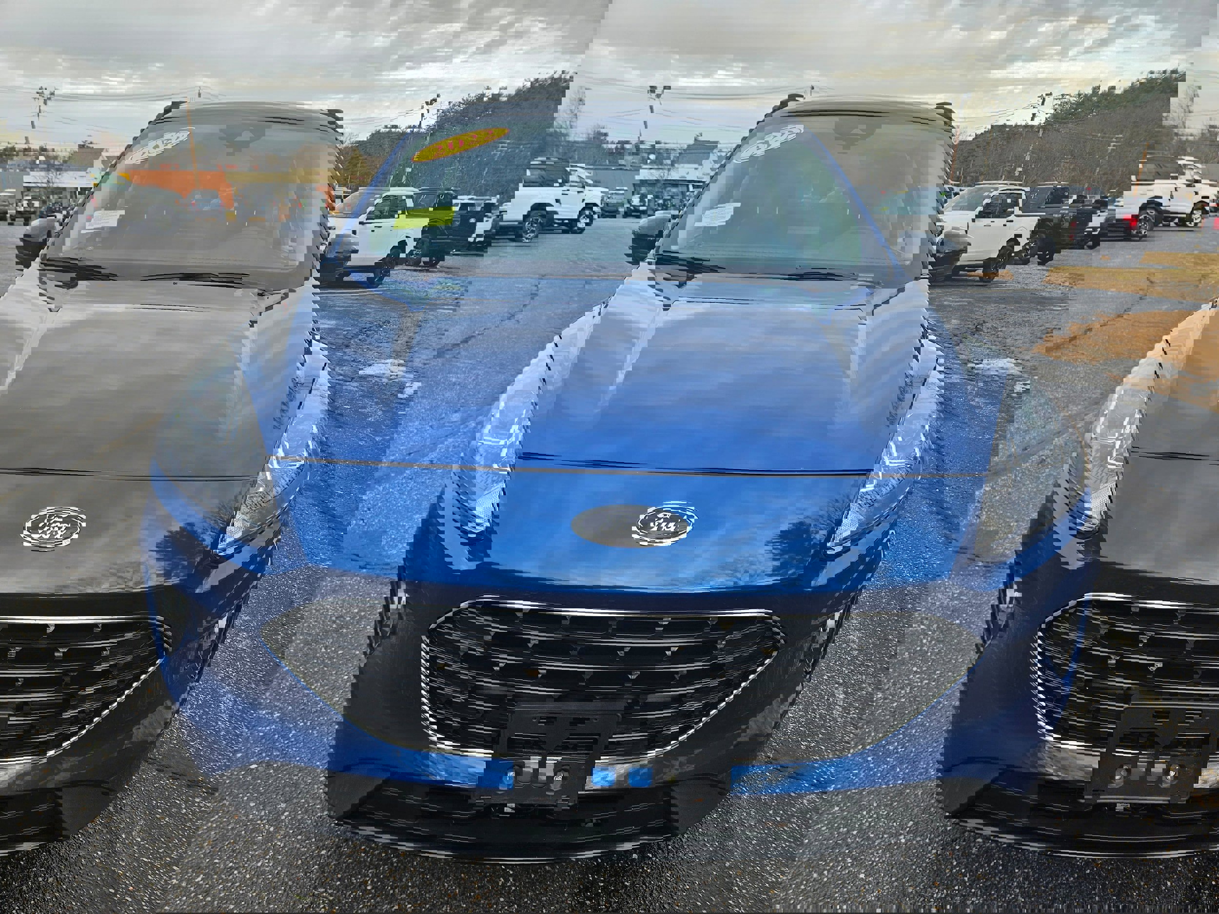 Certified 2022 Ford Escape SEL w/ SEL Stealth AWD Package image 2