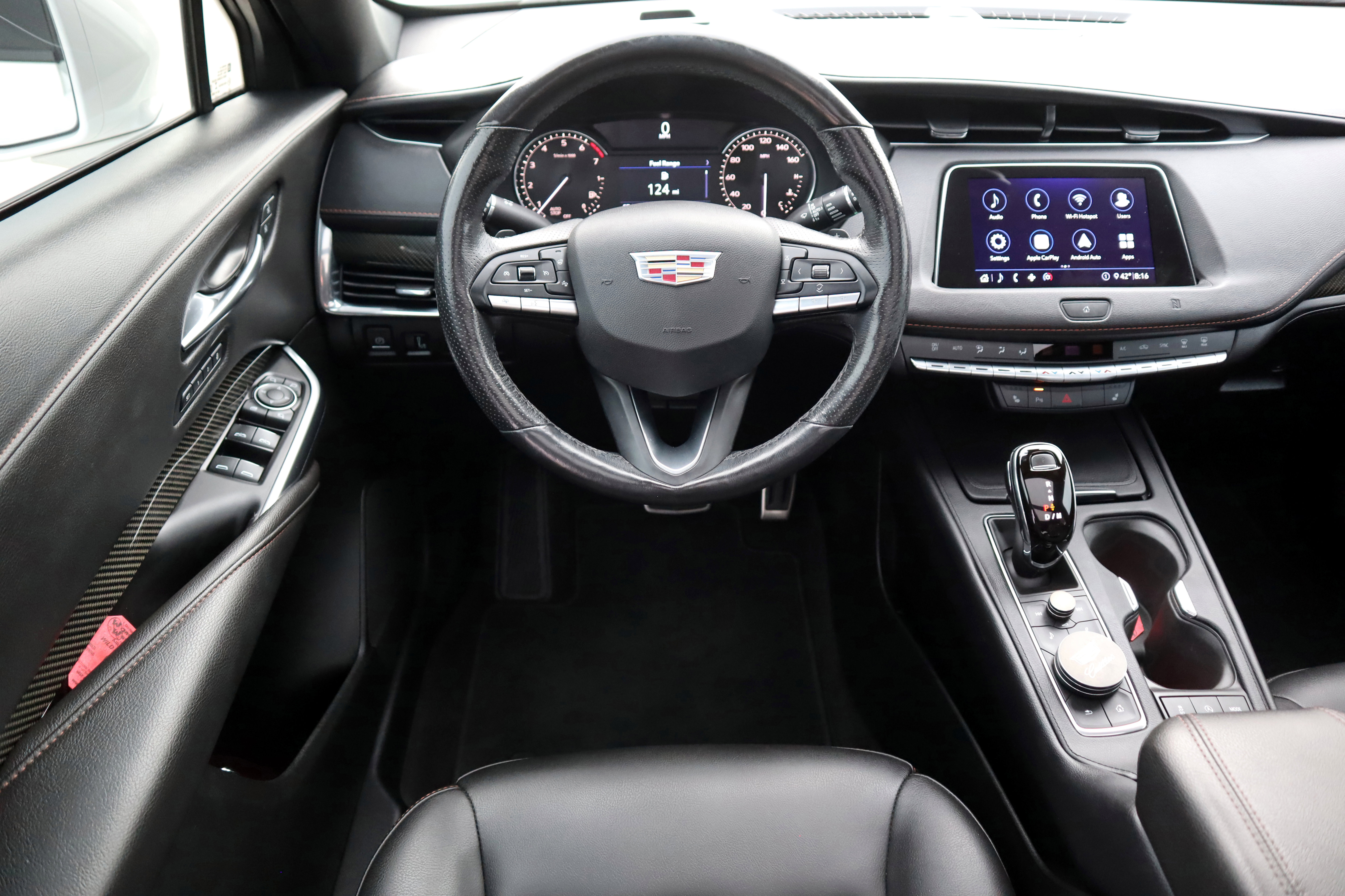 Used 2020 Cadillac XT4 Sport w/ Cold Weather Package image 21