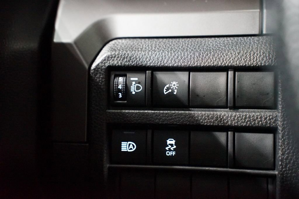 Certified 2024 Toyota Tacoma SR5 image 25