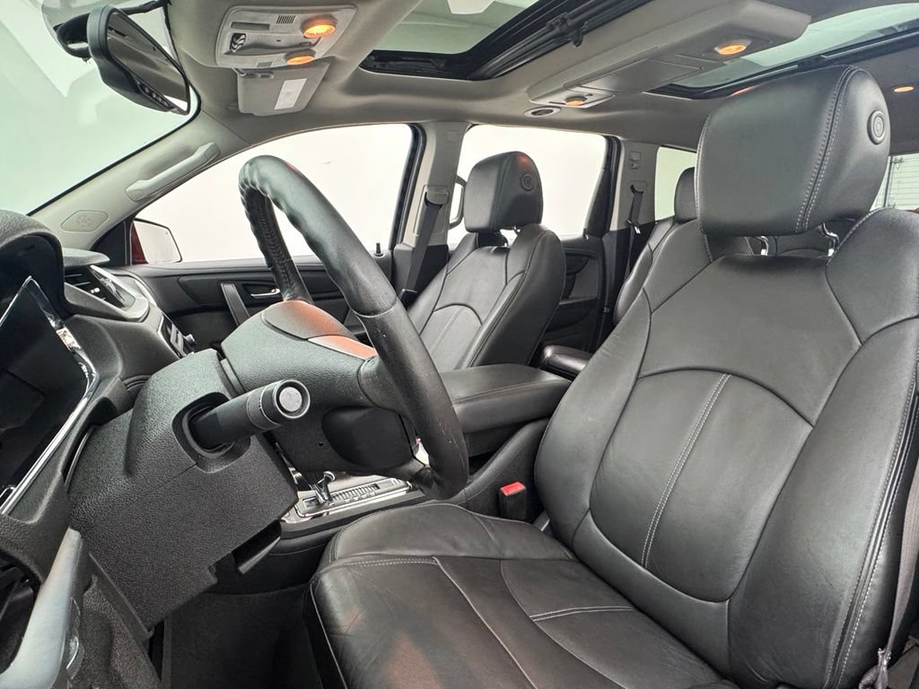 Used 2015 Chevrolet Traverse LT FWD image 17