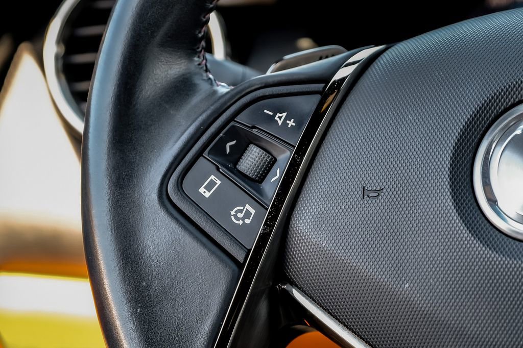 Used 2018 Karma Revero Luxury RWD image 15