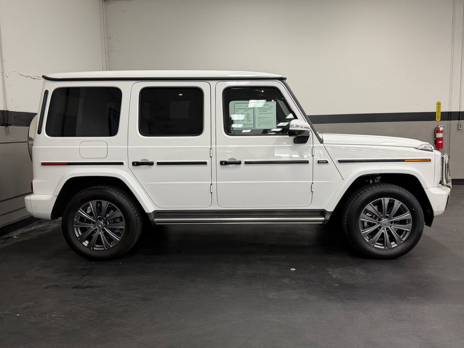 Certified 2025 Mercedes-Benz G 550 image 5
