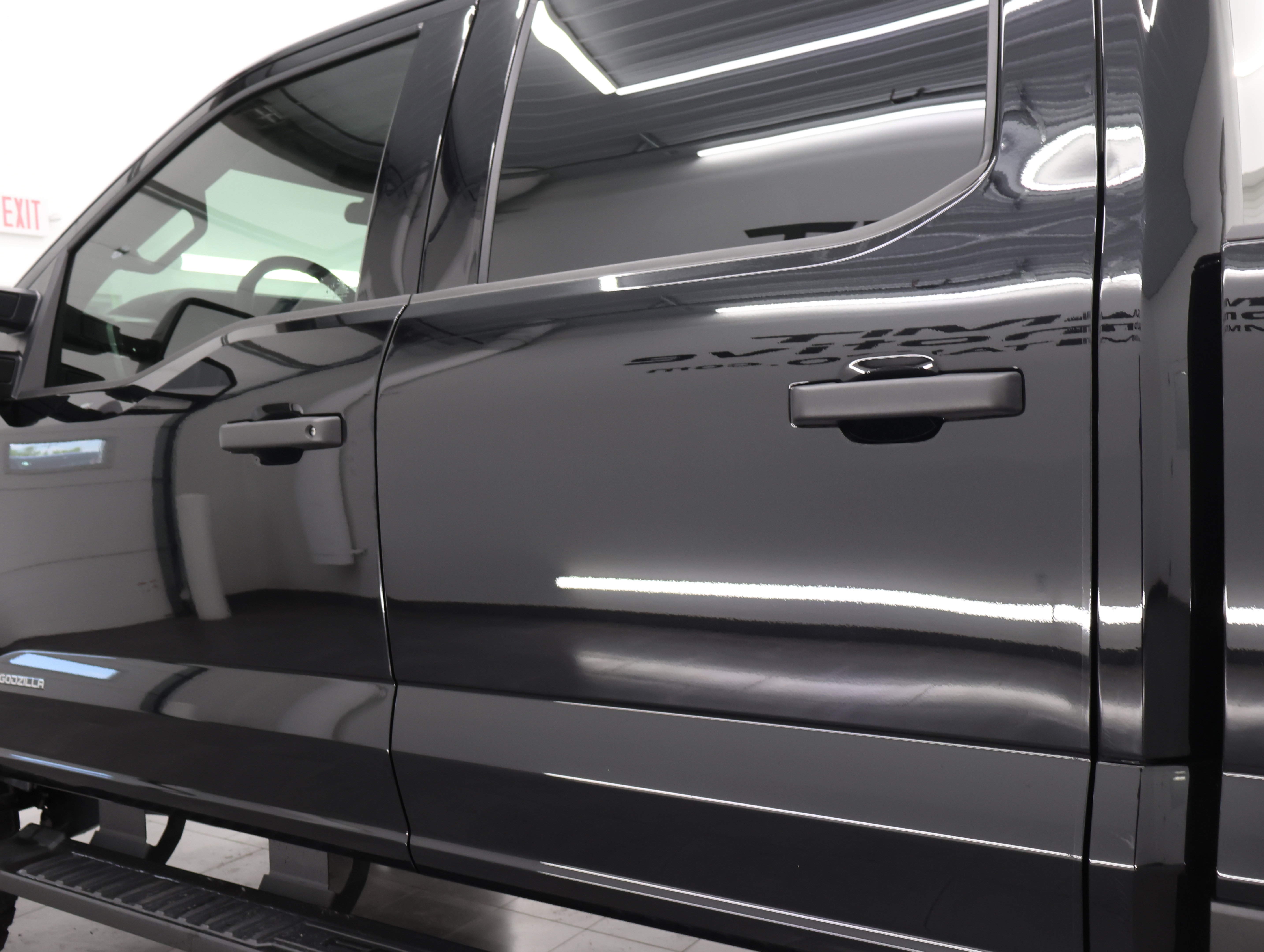Used 2025 Ford F350 XLT w/ Tremor Off-Road Package AWD/4WD image 29
