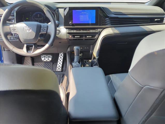 Certified 2025 Toyota Camry SE image 15