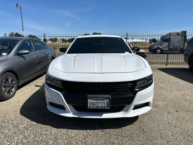 Used 2017 Dodge Charger SXT w/ Rallye Group image 2