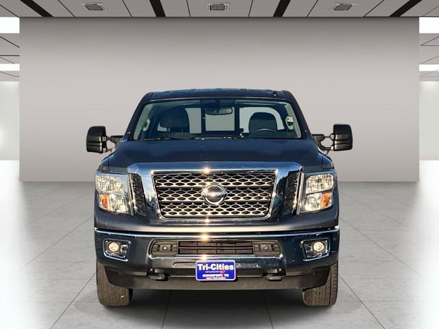 Used 2016 Nissan Titan SV image 10