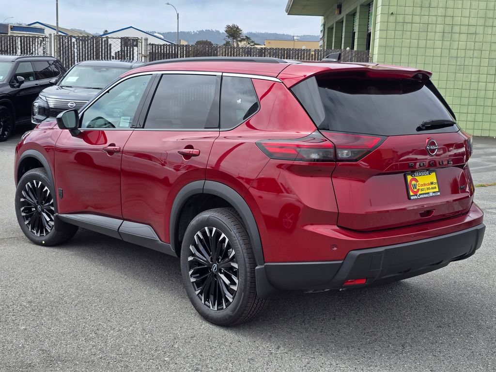 Used 2026 Nissan Rogue Dark Armor AWD/4WD image 3