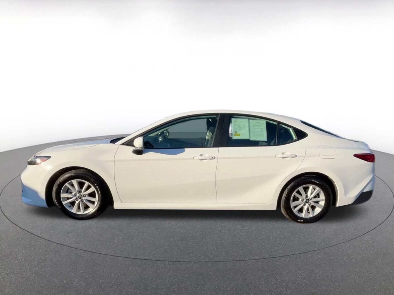 Used 2026 Toyota Camry LE FWD image 8