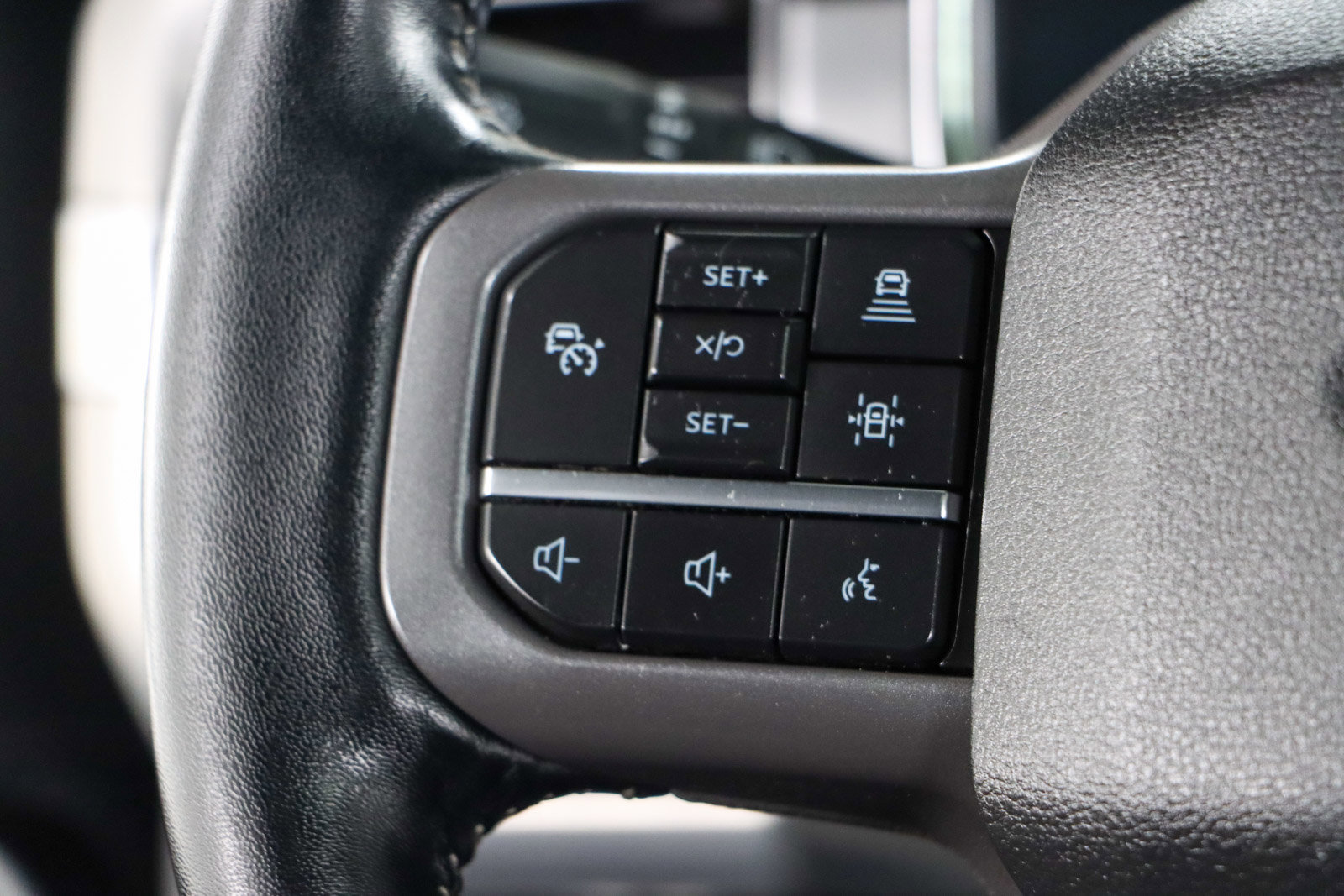 Used 2022 Ford F150 Lariat w/ Equipment Group 502A High image 15