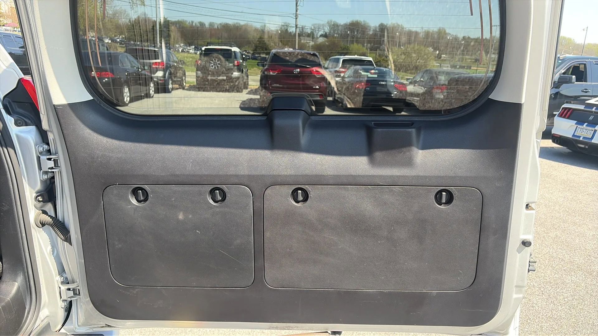 Used 2010 Lexus GX 460 image 38