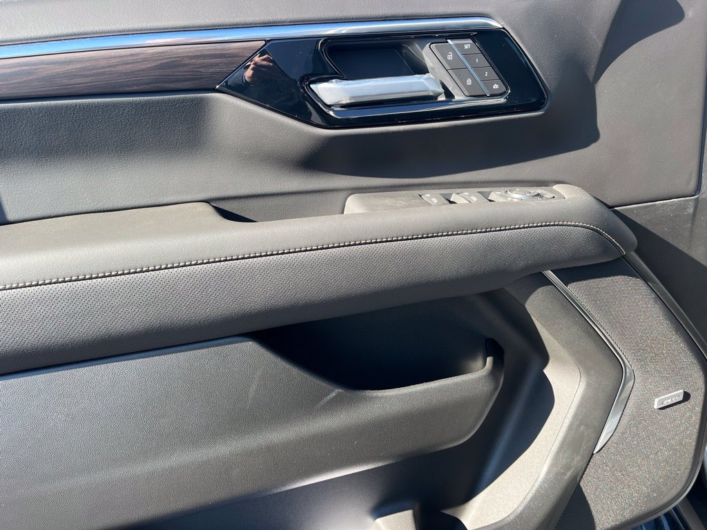 New 2026 Chevrolet Tahoe Premier AWD/4WD image 14