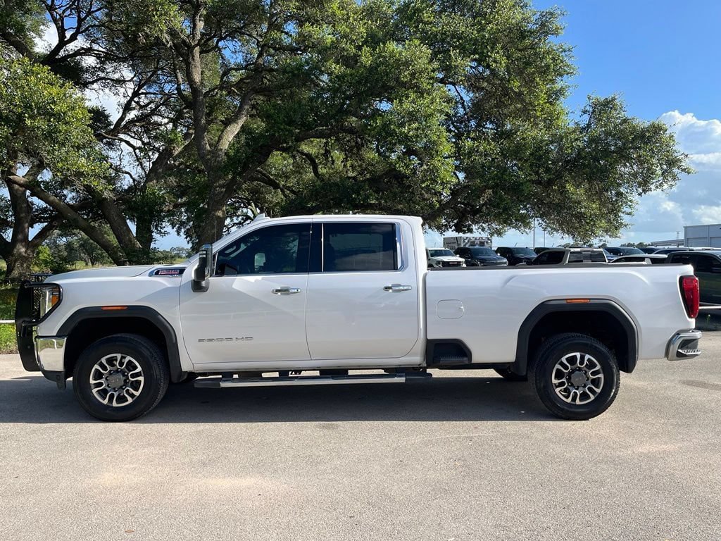 Used 2022 GMC Sierra 3500 SLT RWD image 8