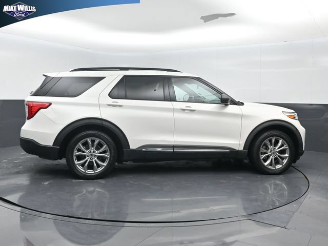 Used 2020 Ford Explorer XLT w/ Equipment Group 202A RWD image 8