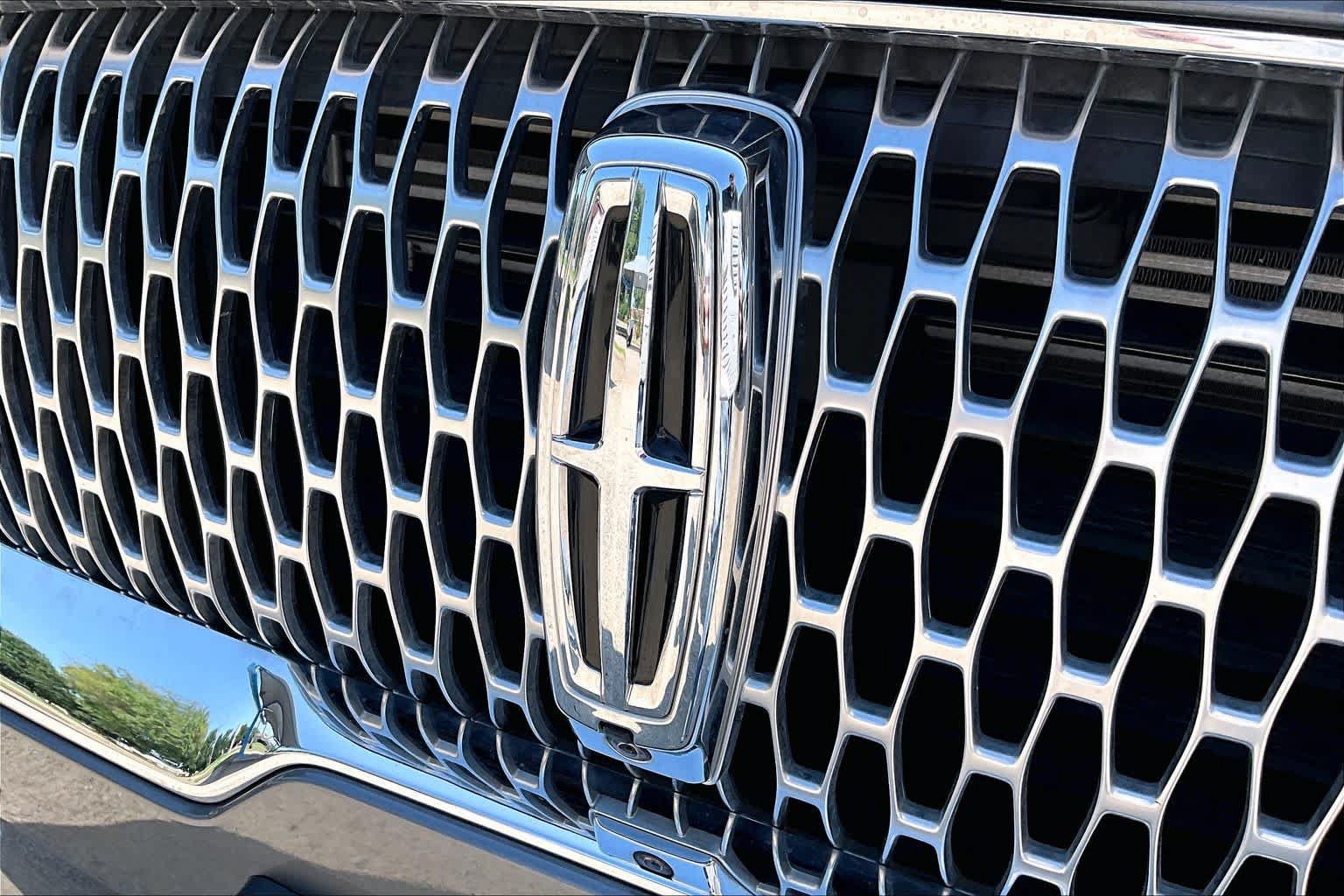 Used 2024 Lincoln Aviator Reserve AWD/4WD image 60