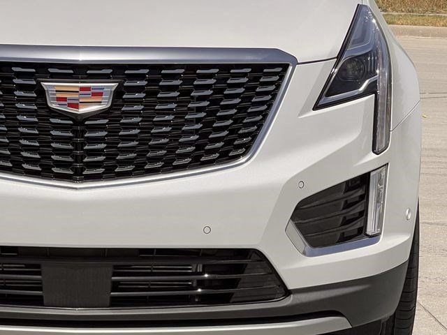 New 2026 Cadillac XT5 Premium Luxury w/ Driver Assist Package FWD image 8