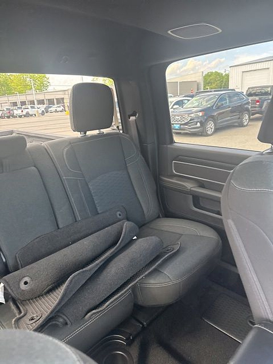 Used 2025 RAM 2500 Big Horn AWD/4WD image 15