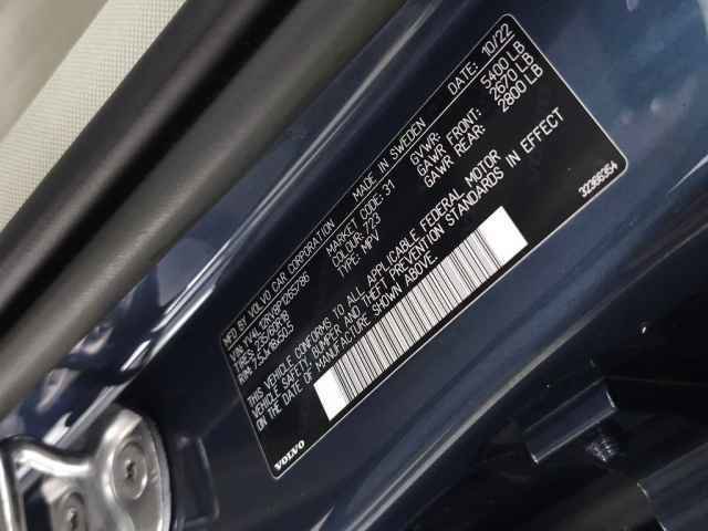 Certified 2023 Volvo XC60 B5 Core AWD/4WD image 35