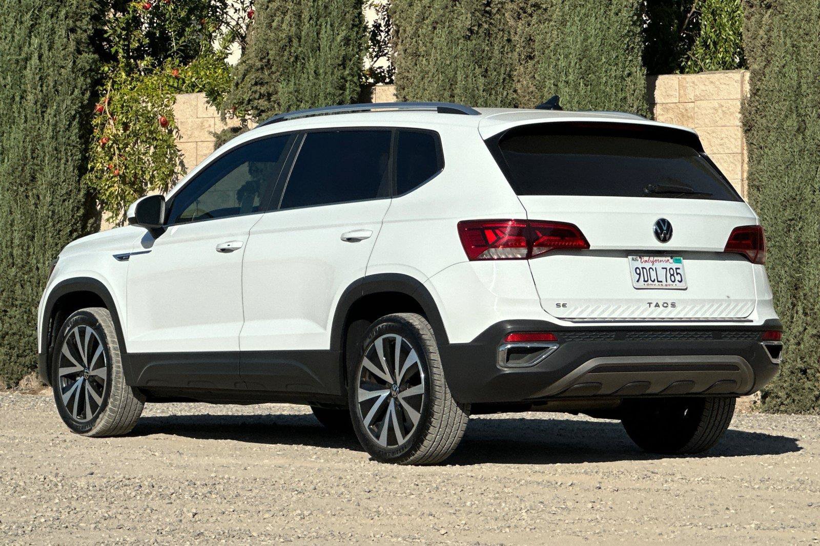 Used 2022 Volkswagen Taos SE FWD image 5