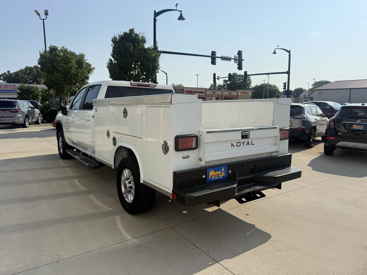 Used 2024 Chevrolet Silverado 2500 LT w/ Convenience Package AWD/4WD image 4