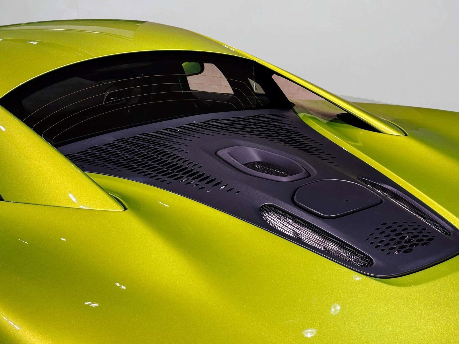 New 2026 McLaren Artura RWD image 29