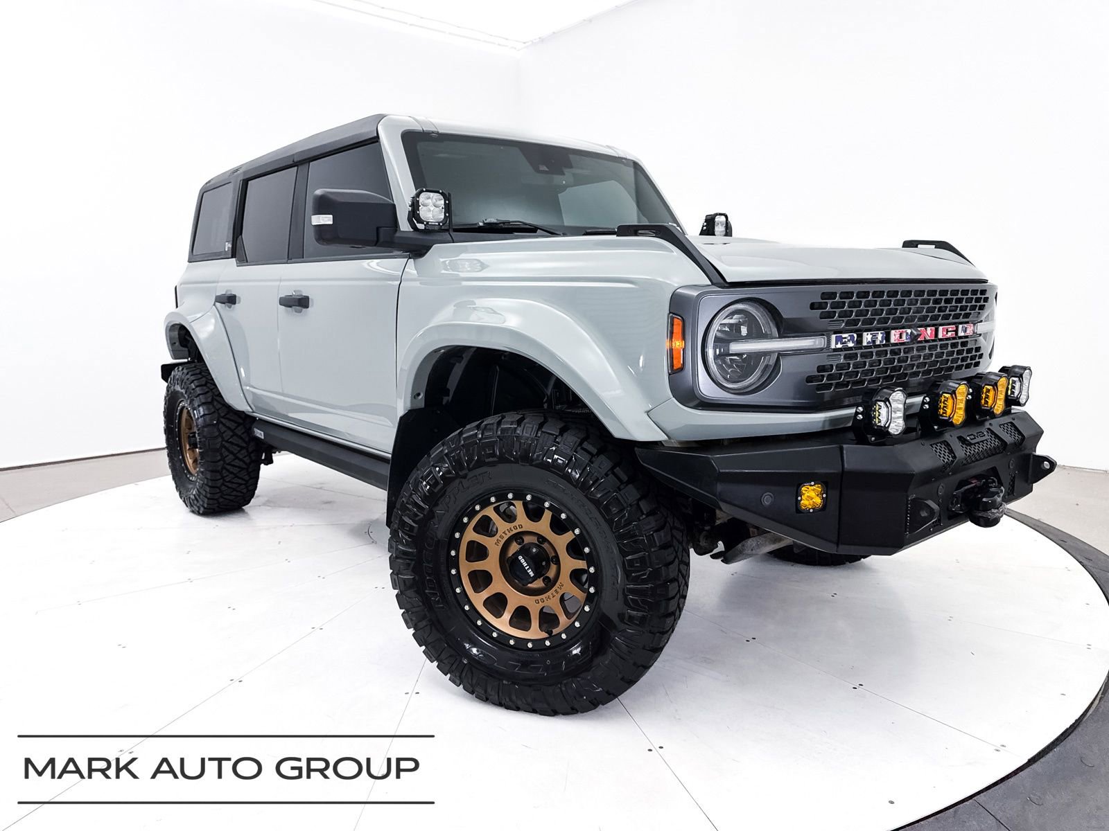 Used 2021 Ford Bronco Badlands image 1