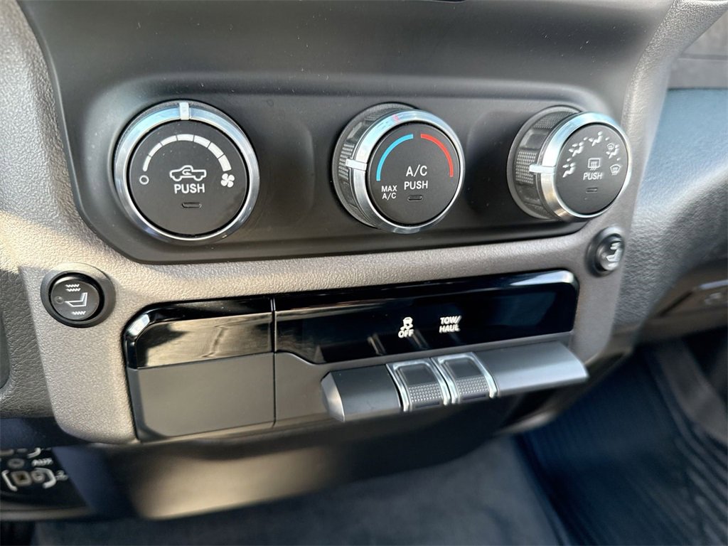 Used 2021 RAM 1500 Big Horn image 18