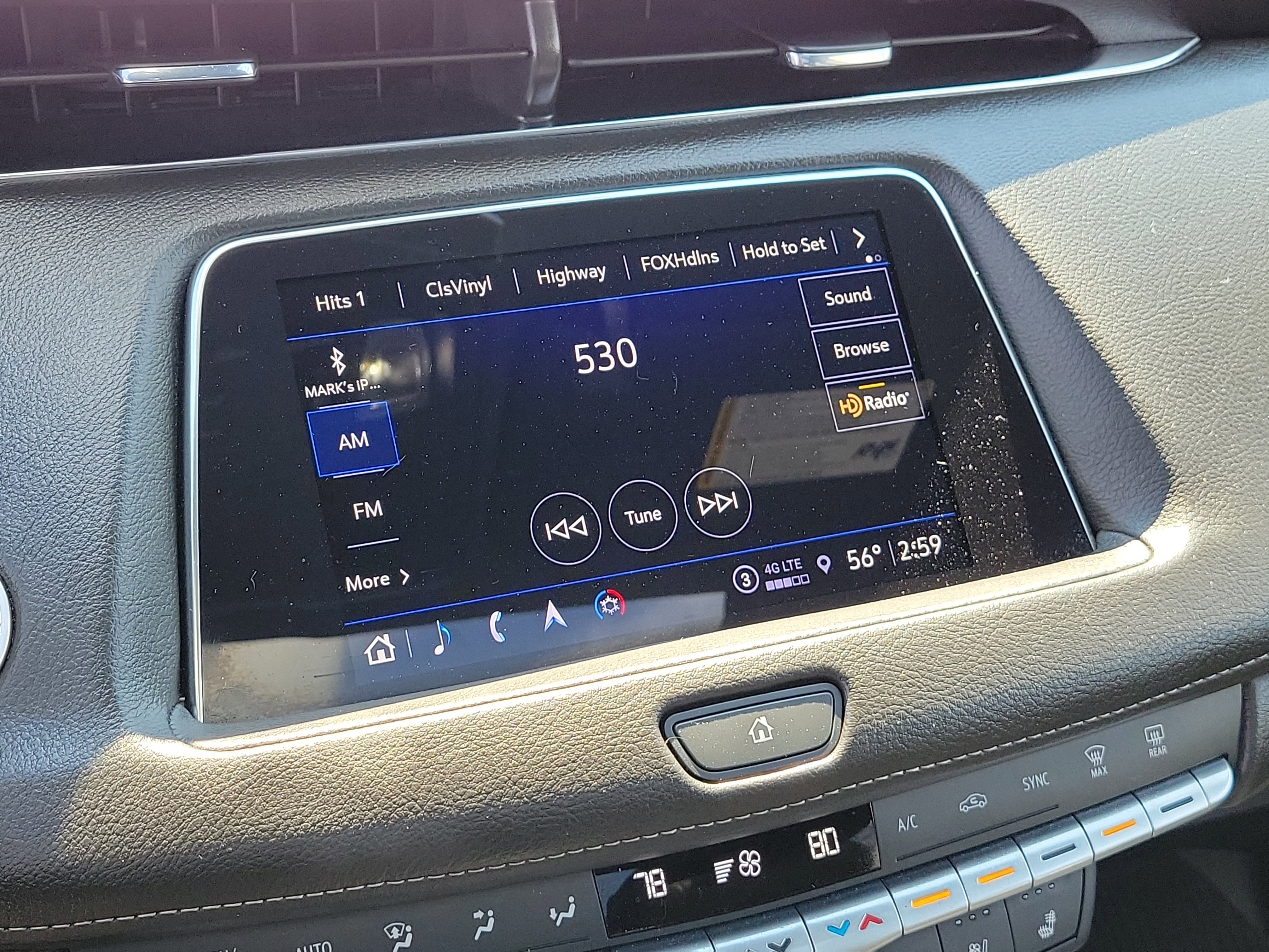 Used 2023 Cadillac XT4 Premium Luxury image 27