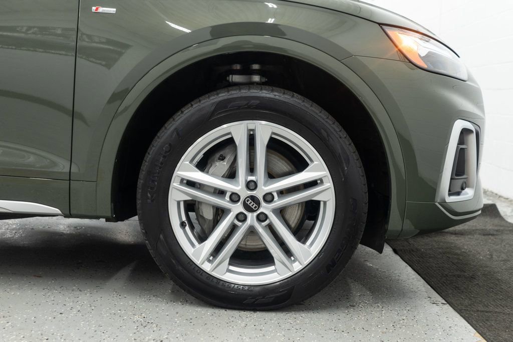 Used 2023 Audi Q5 e Premium Plus w/ Premium Plus Package AWD/4WD image 41