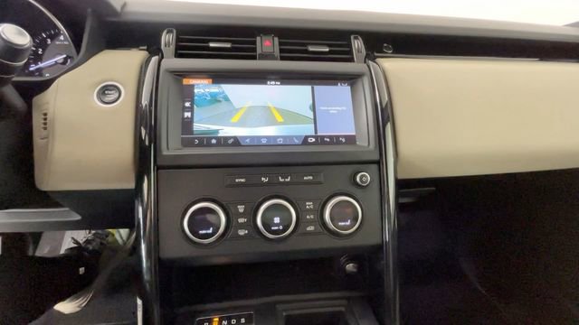 Used 2020 Land Rover Discovery SE AWD/4WD image 35