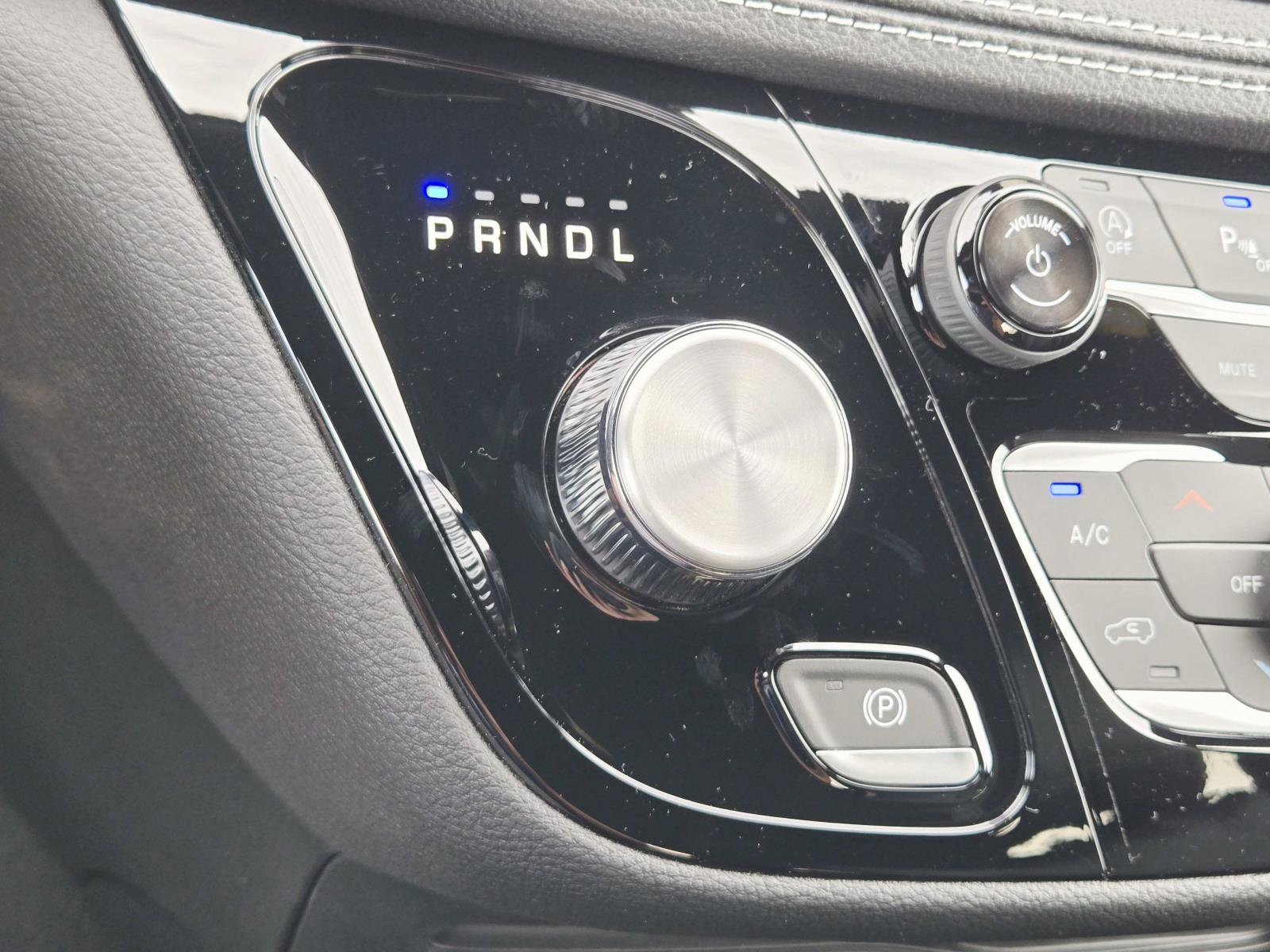 New 2026 Chrysler Pacifica Select image 29