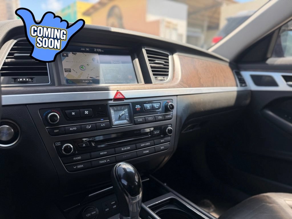 Used 2015 Hyundai Genesis 5.0 RWD image 20