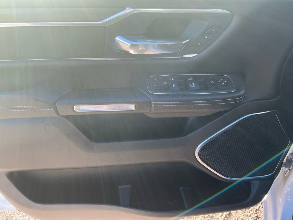 Used 2024 RAM 1500 Laramie image 25